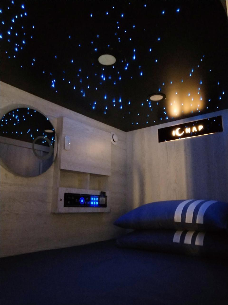 L'Etoile De Mer Mong Kok - Capsule Hotel Kaulung Kültér fotó