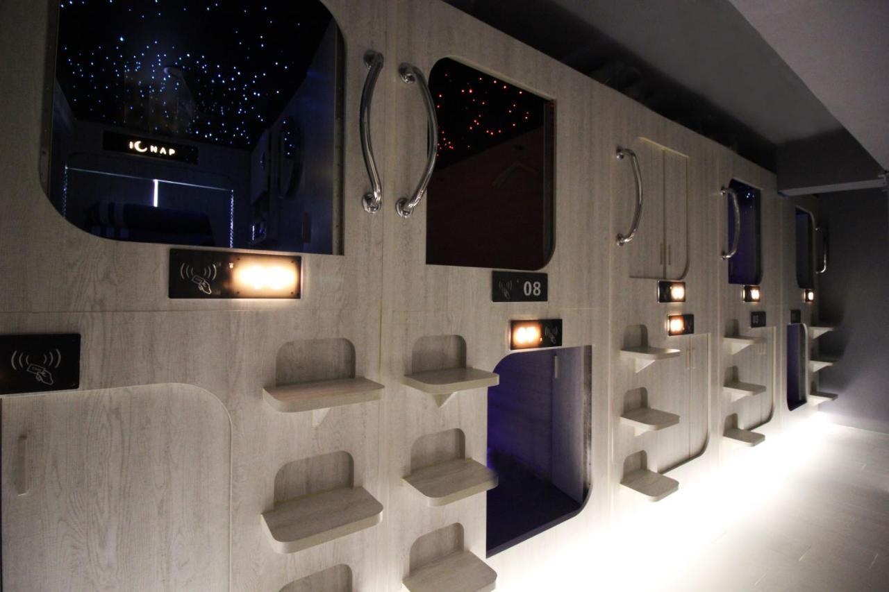 L'Etoile De Mer Mong Kok - Capsule Hotel Kaulung Kültér fotó